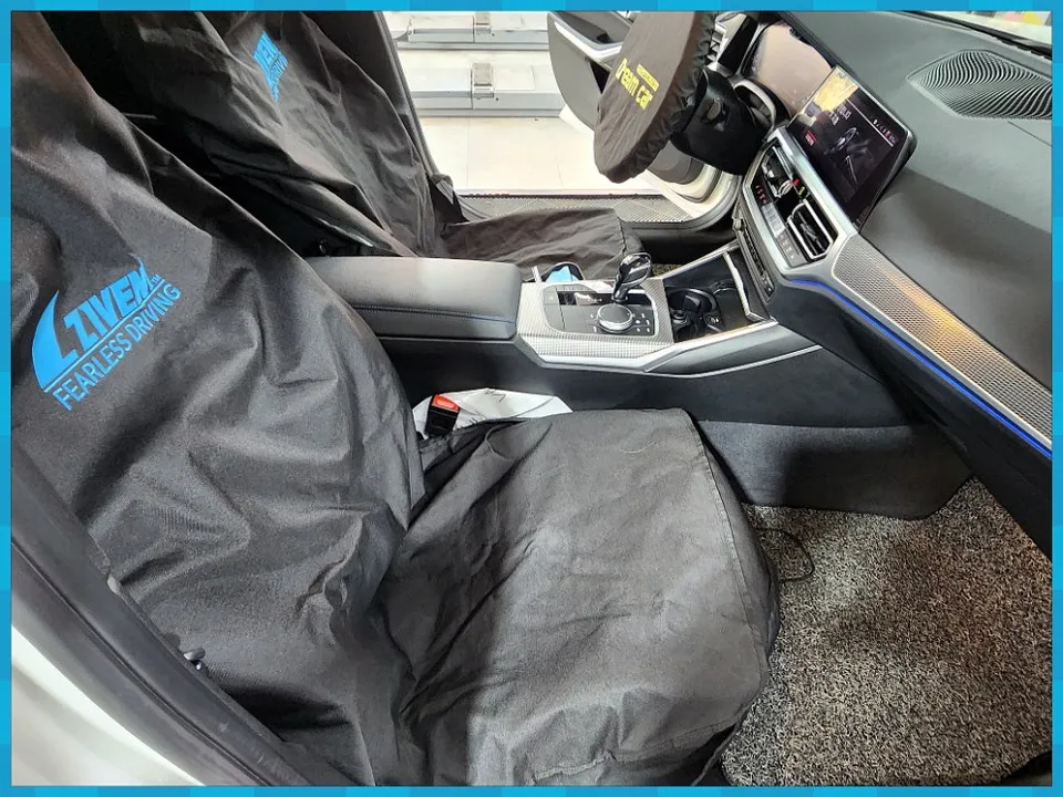 BMW 3 Series ambient lighting - BMW 3 Series Ambient Lighting Upgrade: Full Cover & AVI Speakers photo 4