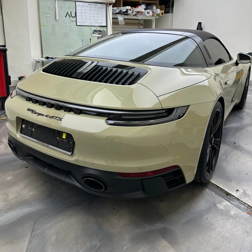 Porsche 911 TargaのPPF施工事例|費用目安と仕上がり 施工写真 1-1