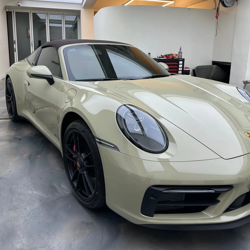 Porsche 911 TargaのPPF施工事例|費用目安と仕上がり 施工写真 1-2
