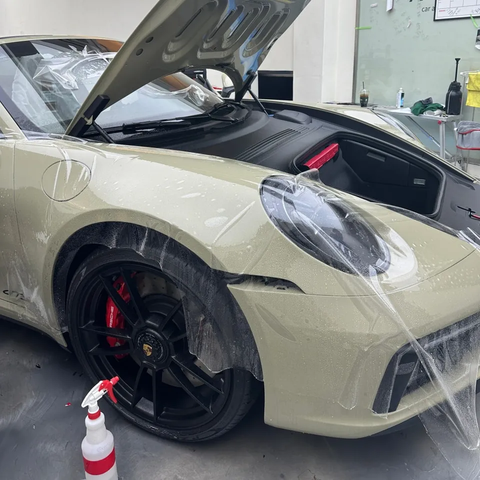 Porsche 911 TargaのPPF施工事例|費用目安と仕上がり 施工写真 1-3