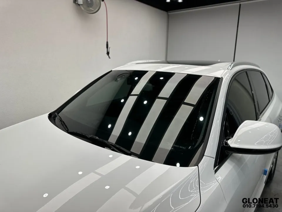Audi Q5のカーフィルム施工事例|費用目安・仕上がり 施工写真 2-1