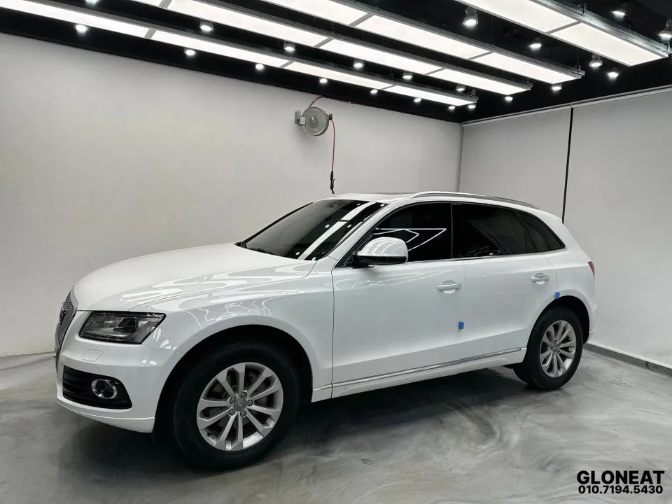 Audi Q5のカーフィルム施工事例|費用目安・仕上がり 施工写真 1-2