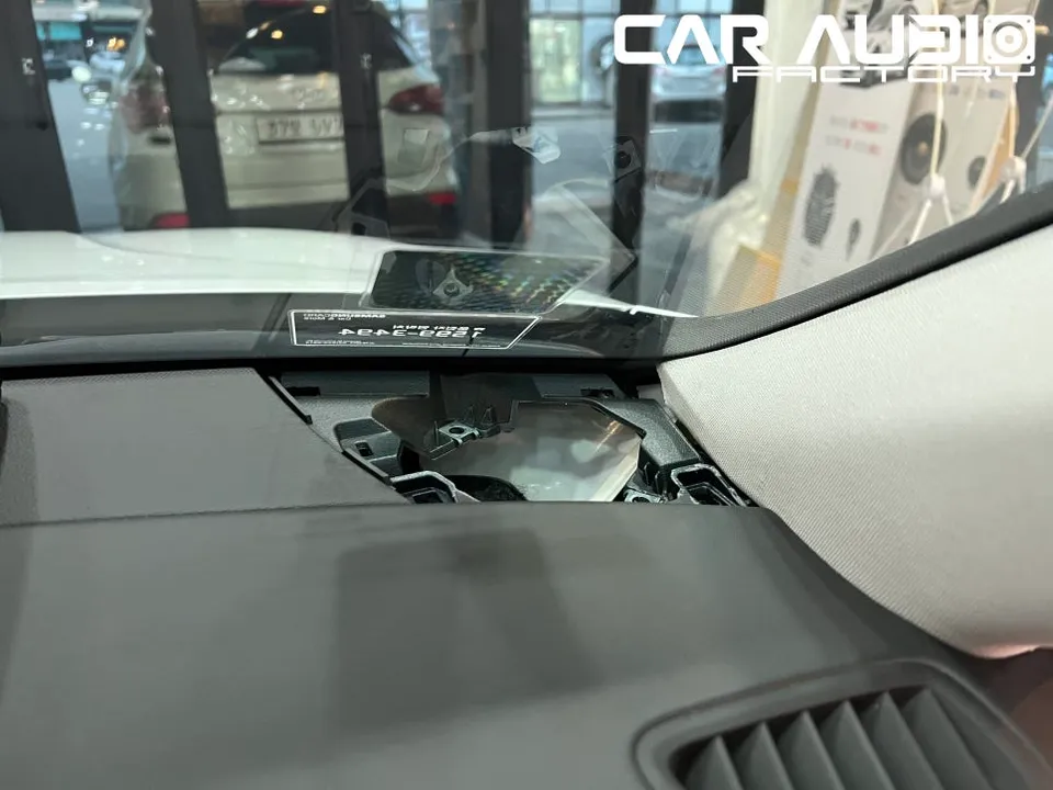 Hyundai Azera car audio - Hyundai Azera Car Audio Upgrade Review — Enhanced Sound photo 3