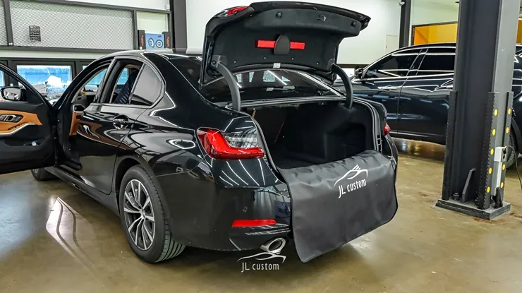 BMW 3 Series interior customization - BMW 3 Series Interior Customization Review — Enhanced Comfort photo 4