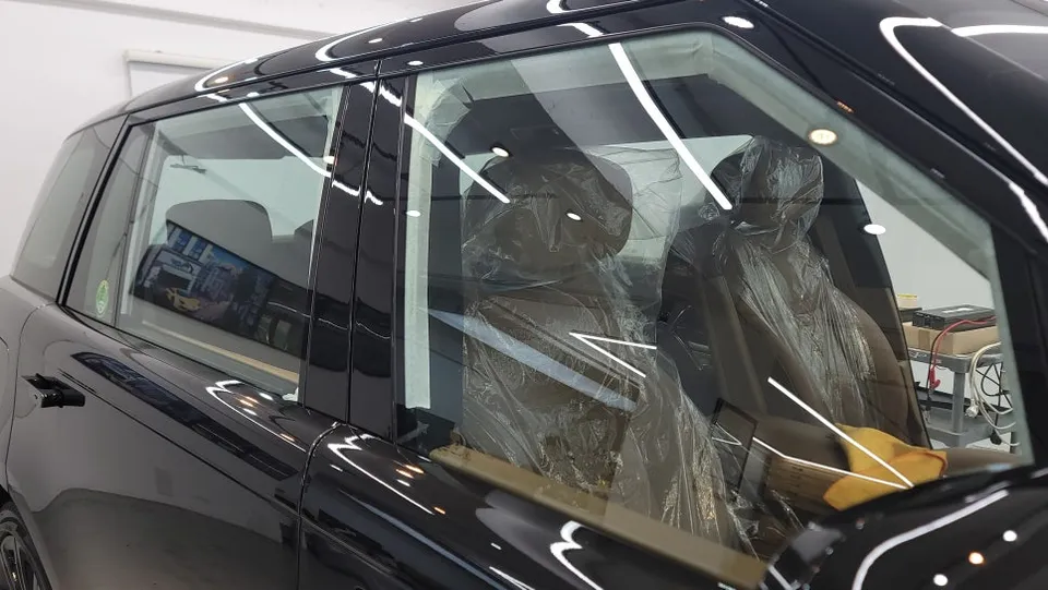 BMW 3 SeriesのPPF施工事例|費用目安と仕上がり 施工写真 3-2