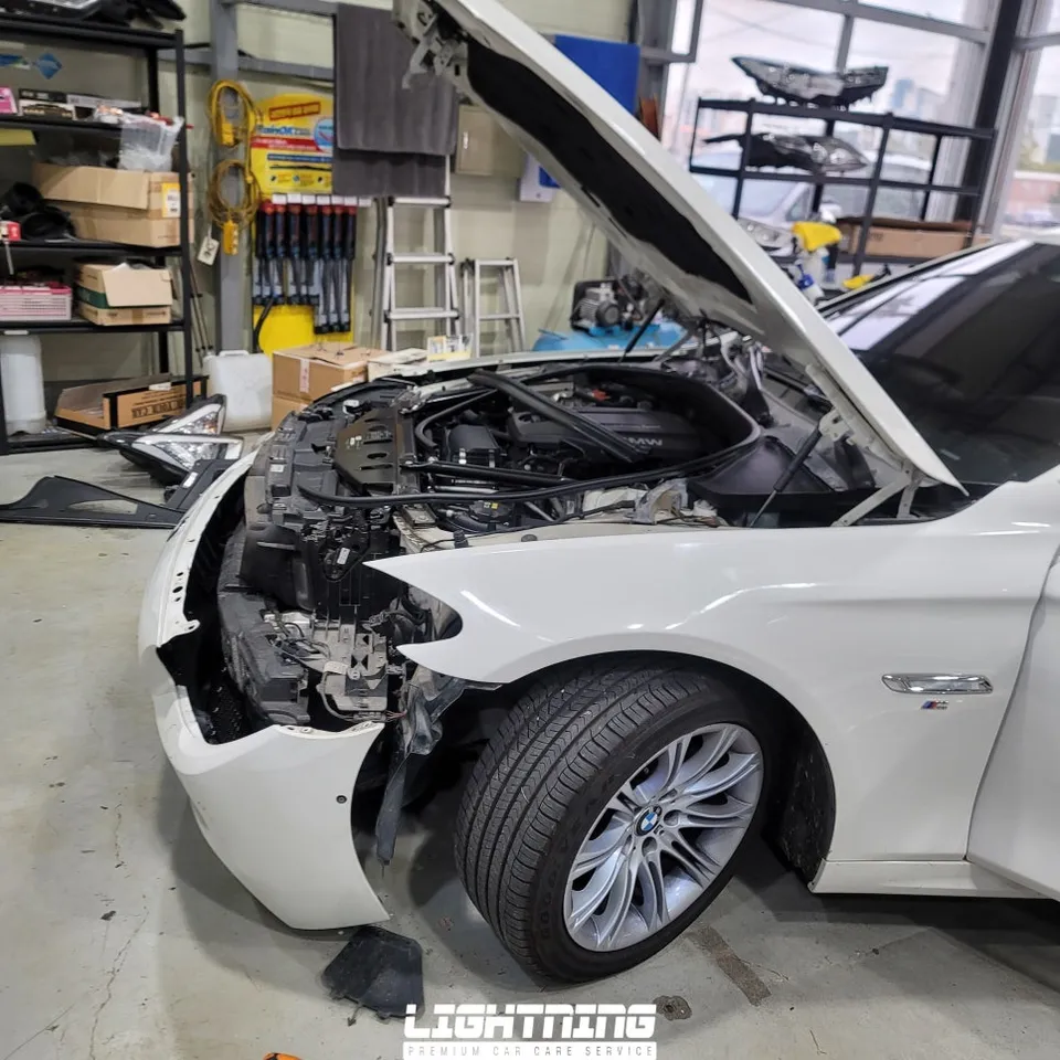 BMW 5 Seriesのカーフィルム施工事例｜費用目安・仕上がり 施工写真 3-1