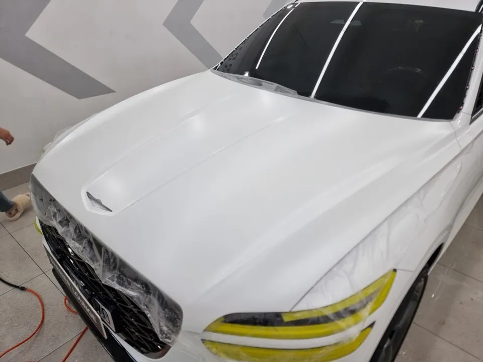 Genesis GV70のPPF施工事例|無光への変貌 施工写真 3-2