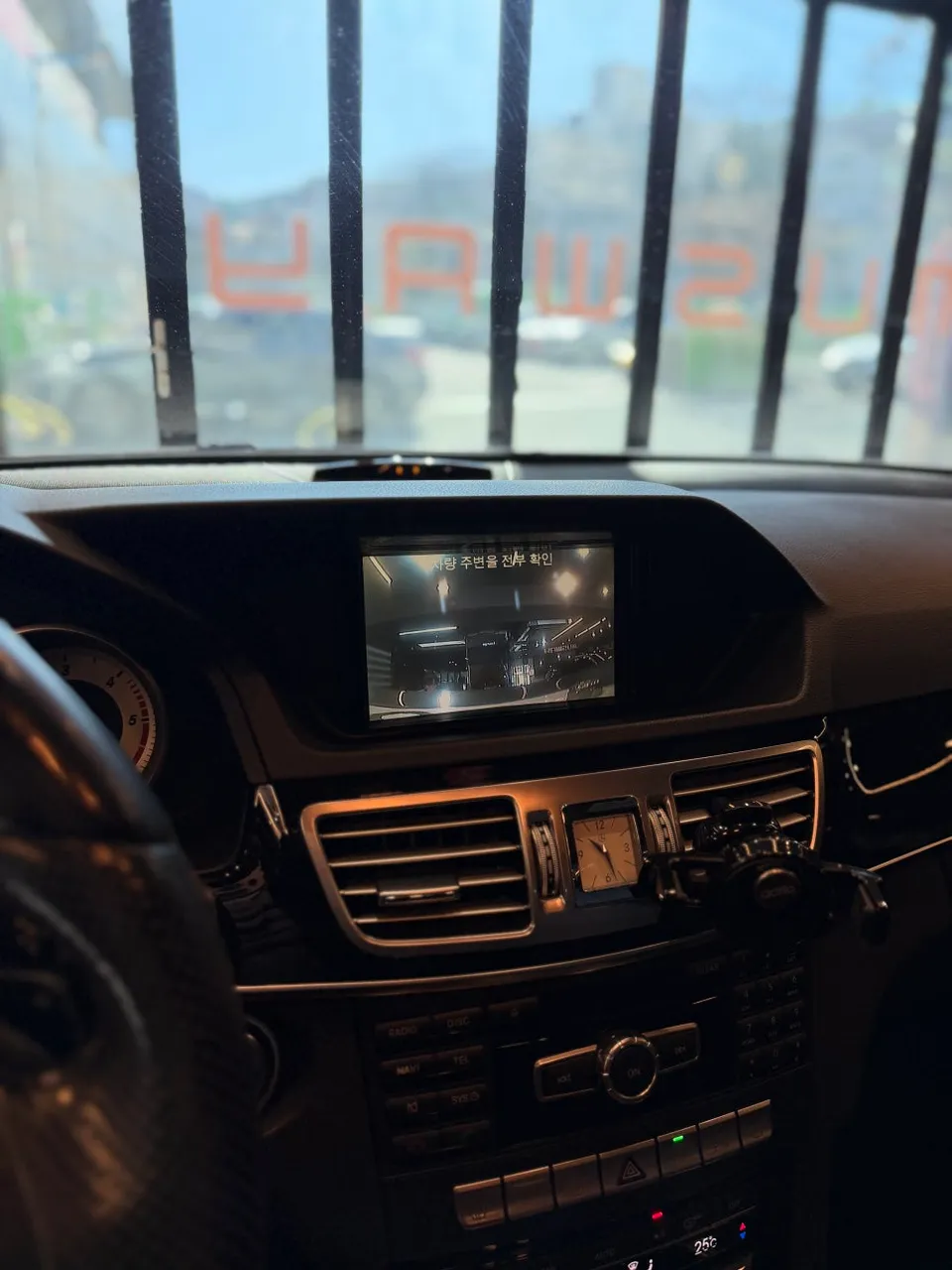 Mercedes-Benz E-Class W212 surround view camera - Mercedes-Benz E-Class W212 Surround View Camera Upgrade photo 3