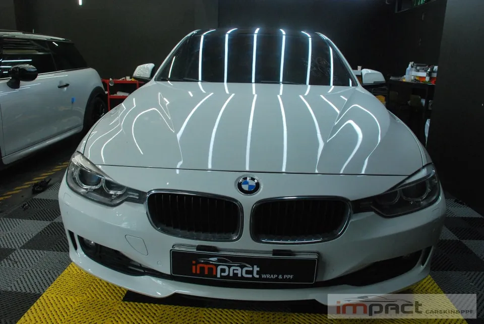 BMW 3 Seriesのカーラッピング事例｜費用目安・仕上がり 施工写真 3-2