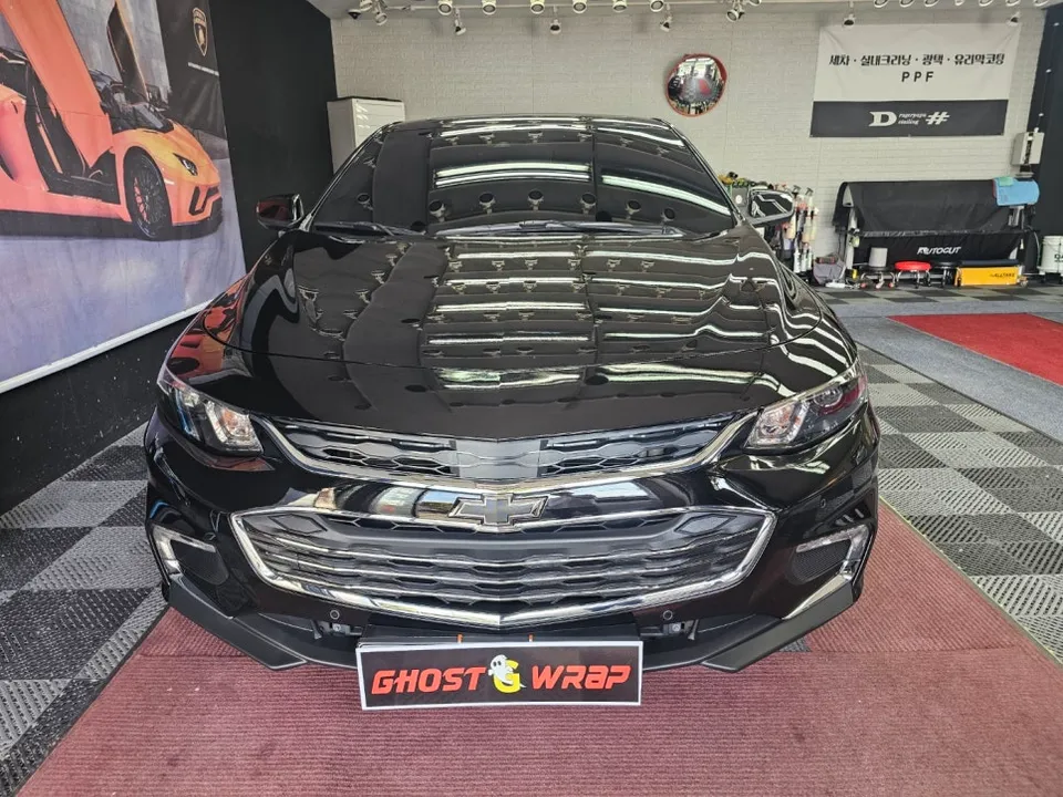 Chevrolet Malibuのカーラッピング事例|費用目安・仕上がり 施工写真 1-1