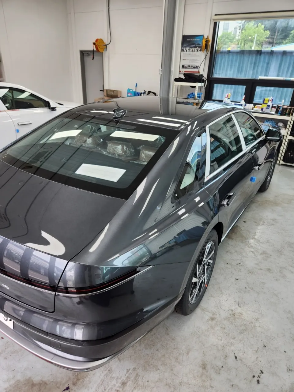 Hyundai Azera PPF施工事例|費用目安と仕上がり 施工写真 3-2