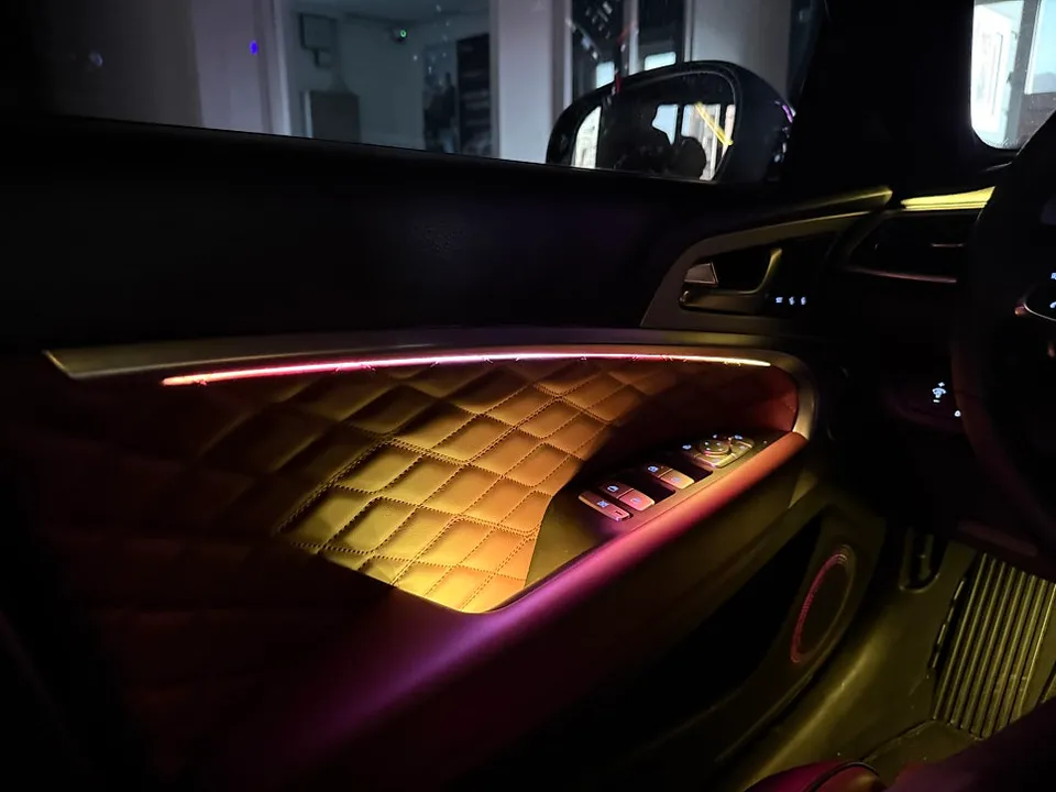 Genesis G70 ambient lighting - Genesis G70 Ambient Lighting Review: A New Interior Vibe photo 5