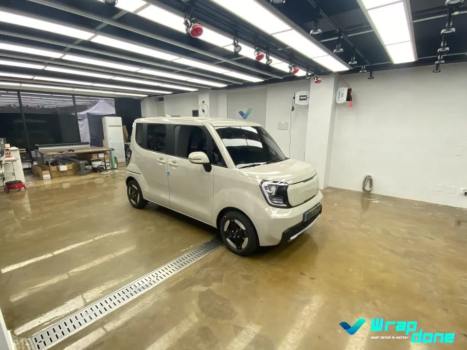 Kia Ray EVのカーラッピング事例|費用目安・仕上がり 施工写真 1-1