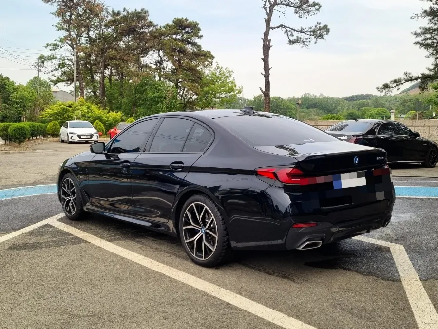 BMW 5 Series G30 PPF施工事例:費用目安と仕上がり 施工写真 1-1