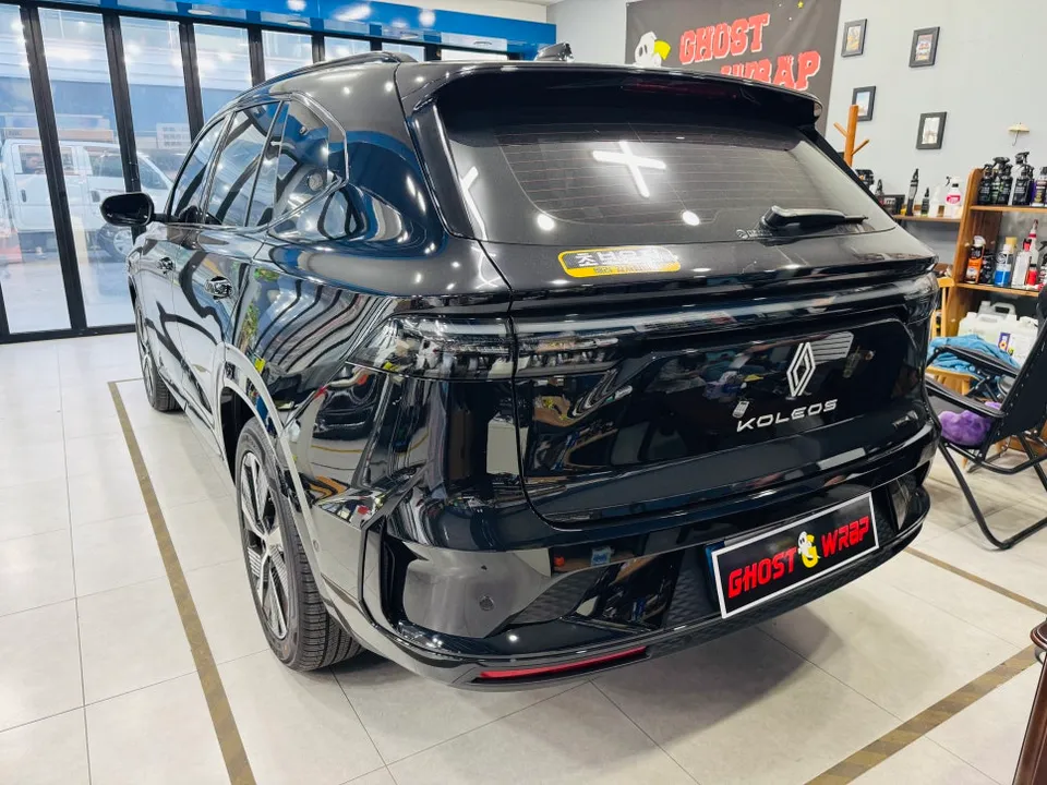 Renault KoleosのPPF施工事例 施工写真 2-1