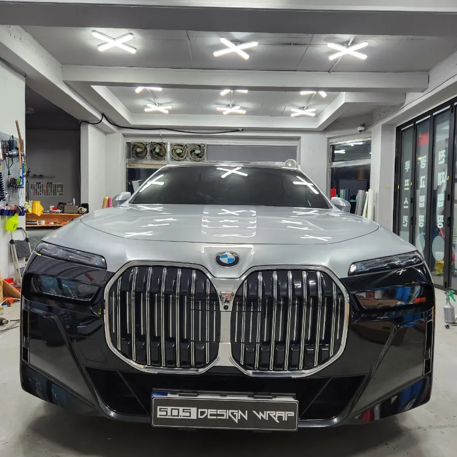 BMW 7 Series G11/G12 カーラッピング事例|費用目安・仕上がり 施工写真 3-3