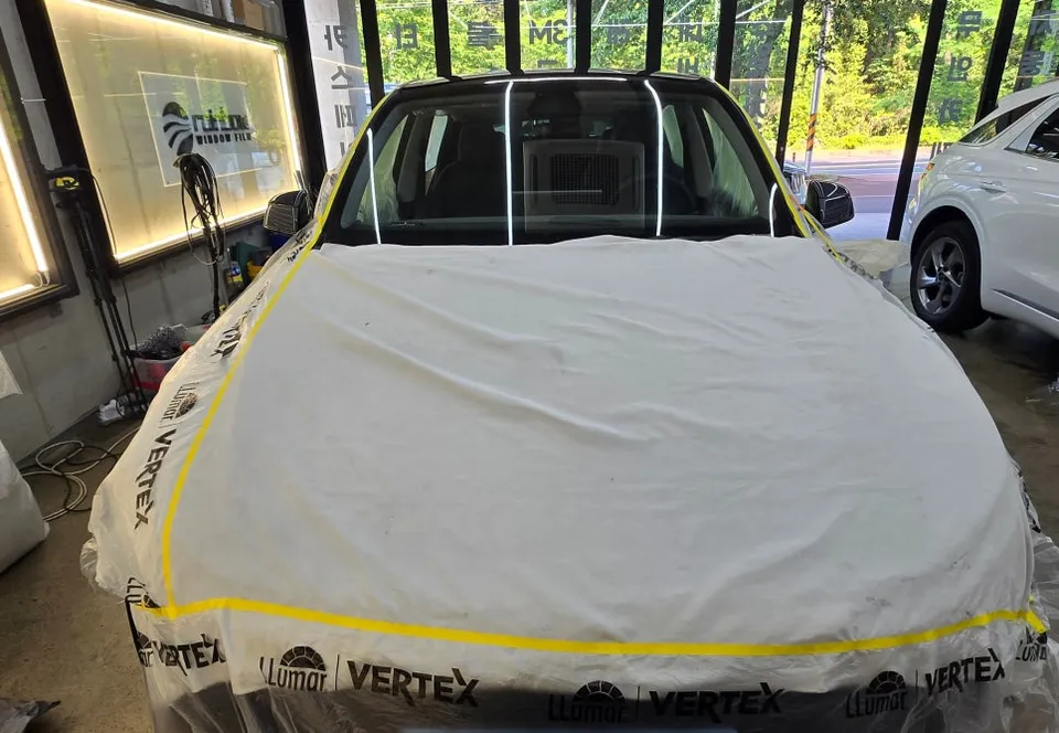 Tesla Model Y PPF施工事例|費用目安・仕上がり 施工写真 1-2