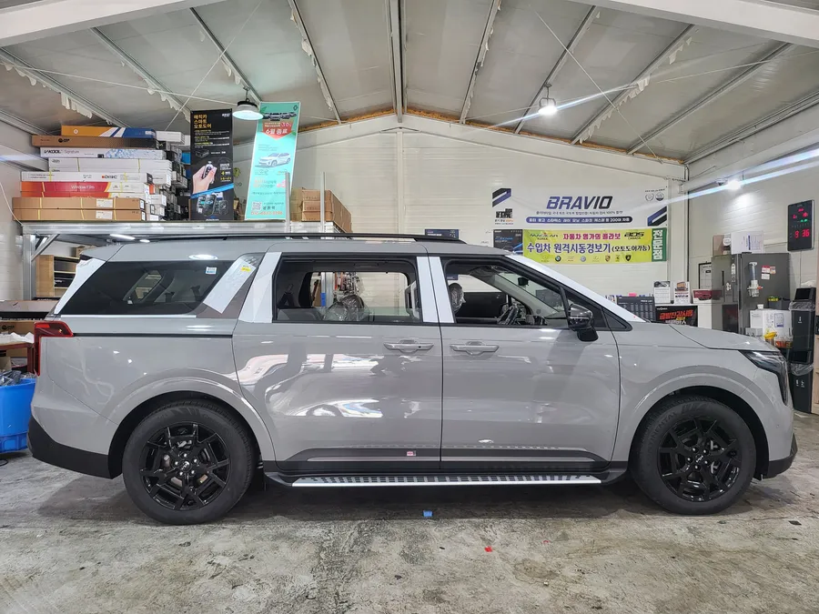 Kia Carnival KA4 window tinting - Kia Carnival KA4 Window Tinting Review: Cost & Results photo 3