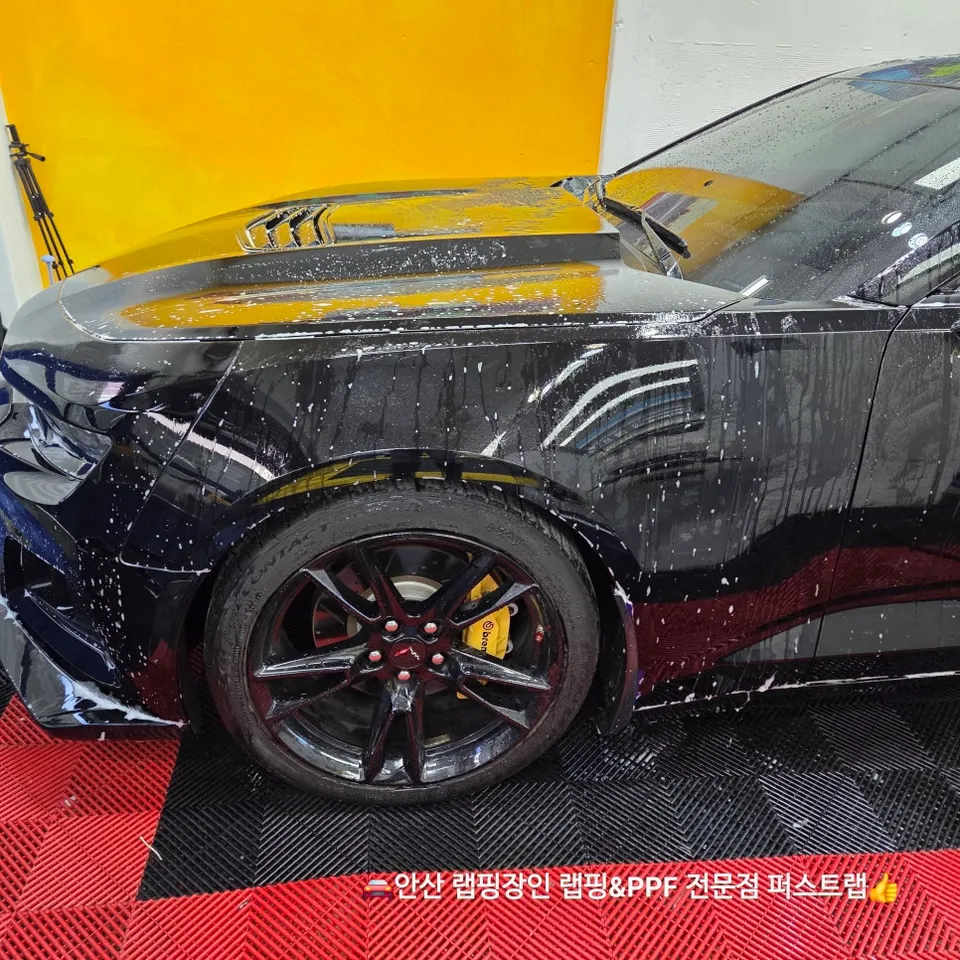 Chevrolet CamaroのPPF施工事例 施工写真 3-2