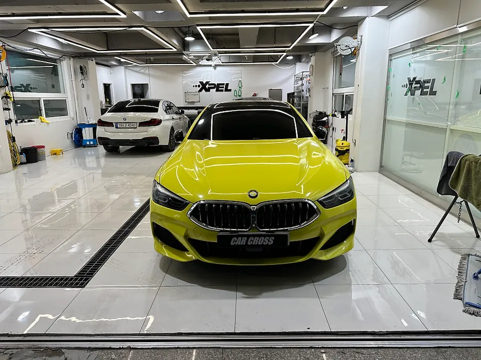 BMW 8 Series vinyl wrap installation result