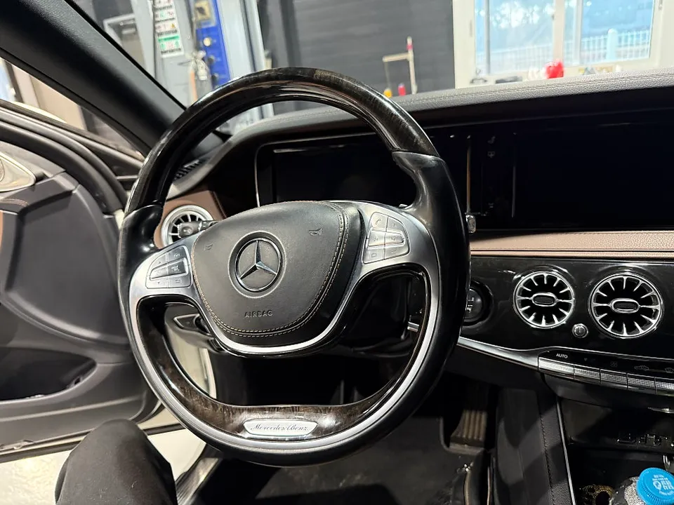 Mercedes-Benz S-Class W222 steering wheel - Mercedes-Benz S-Class W222 Steering Wheel Customization Review photo 5