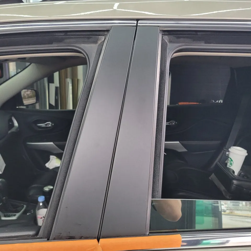 Jeep Cherokee vinyl wrap - Jeep Cherokee KL B-Pillar Vinyl Wrap Review: Fixes Common Issue photo 4