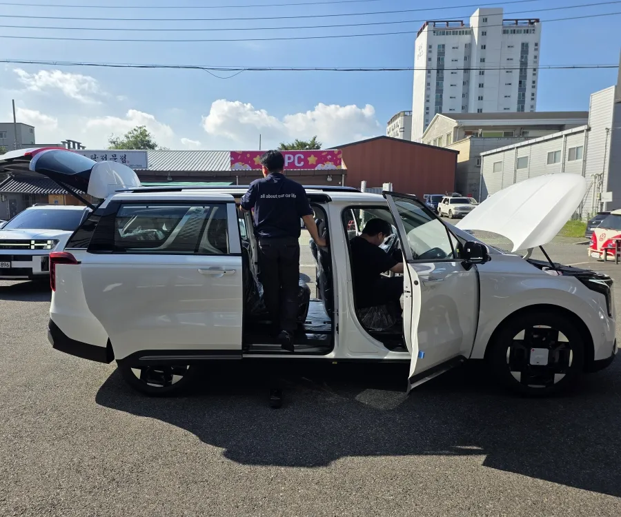 Kia Carnival KA4 new car package - Kia Carnival KA4 New Car Package Review — Cost & Results photo 3