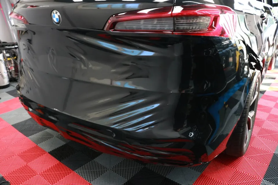 BMW X5のカーラッピング事例|費用目安・仕上がり 施工写真 1-3