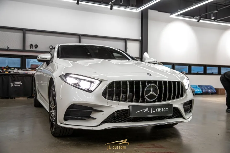 Mercedes-Benz CLS body kit - Mercedes-Benz CLS Body Kit & Aero Parts Review photo 4