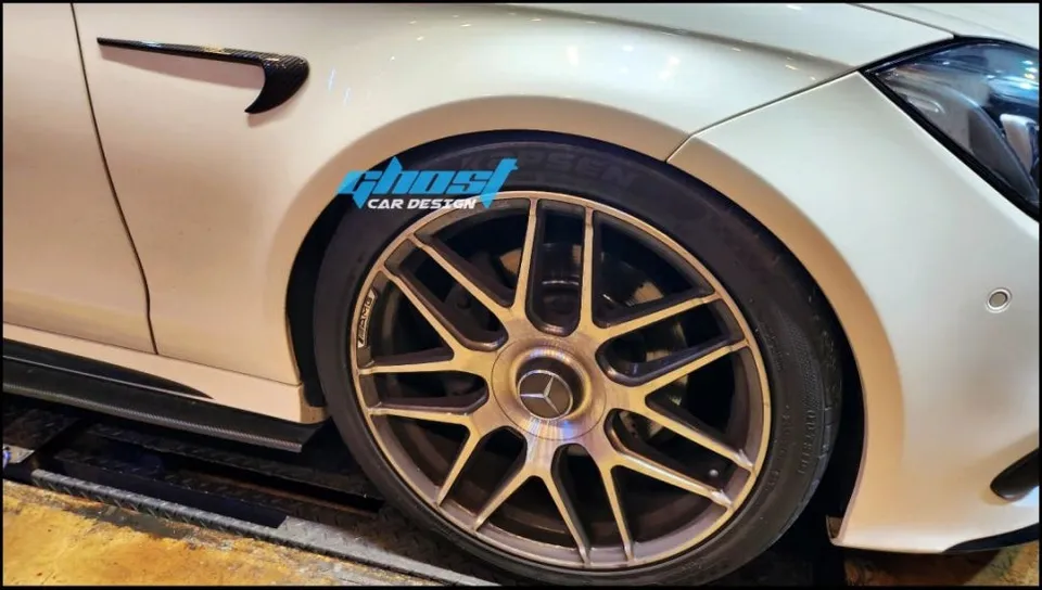 Mercedes-Benz CLS caliper painting - Mercedes-Benz CLS Caliper Painting Review — Orange Gold Finish photo 3
