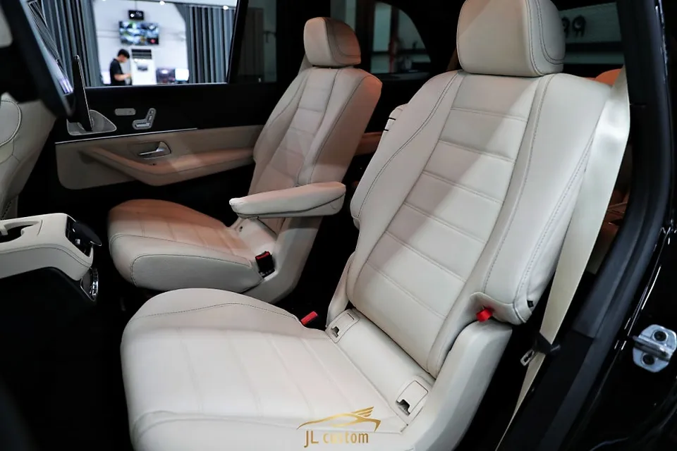 Mercedes-Benz GLS Seat Ventilation & Heating Review photo 2