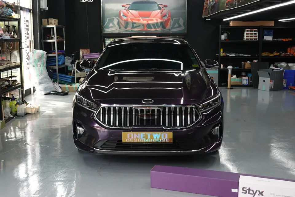Kia K7のカーラッピング事例｜ミッドナイトパープル 写真