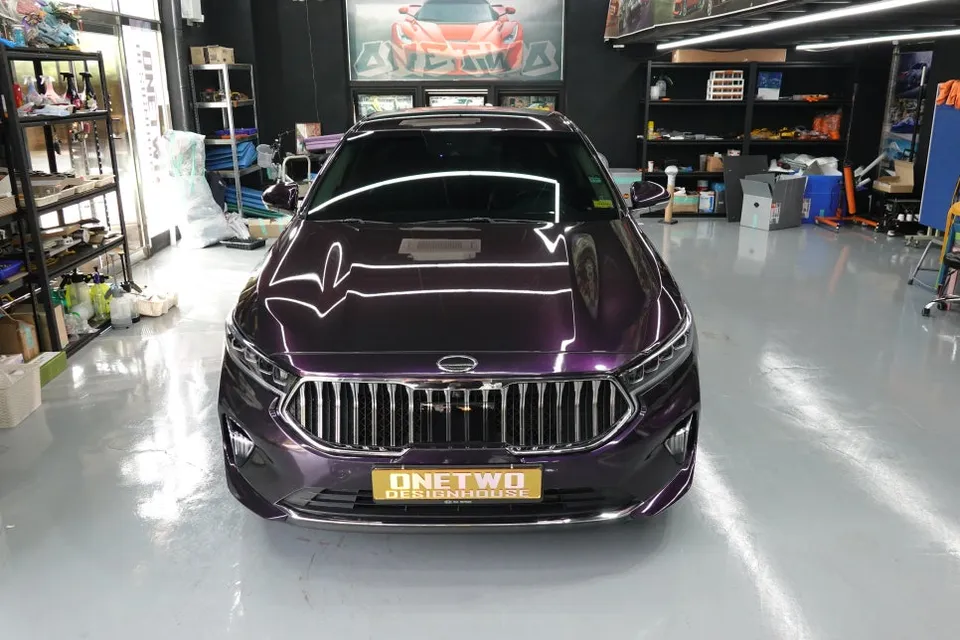 Kia K7のカーラッピング事例|ミッドナイトパープル 施工写真 1-1