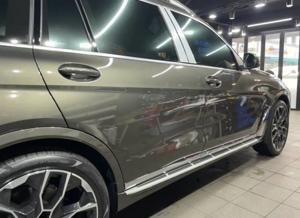 BMW X7 PPF施工事例|費用目安と仕上がり 施工写真 3-1