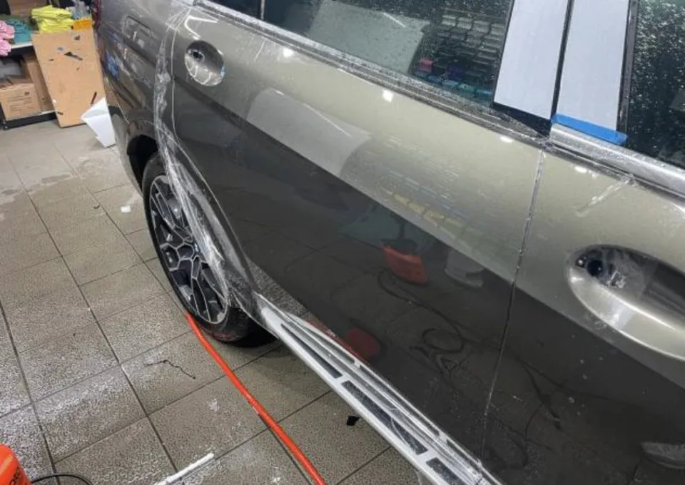 BMW X7 PPF施工事例|費用目安と仕上がり 施工写真 1-3