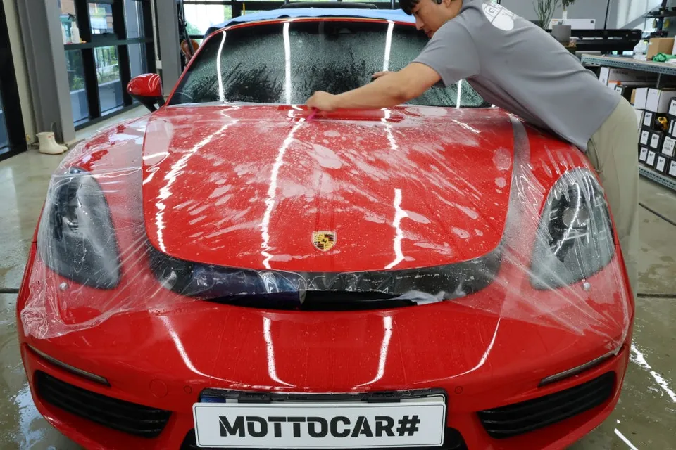 Porsche 718 BoxsterのPPF施工事例|費用目安・仕上がり 施工写真 3-1
