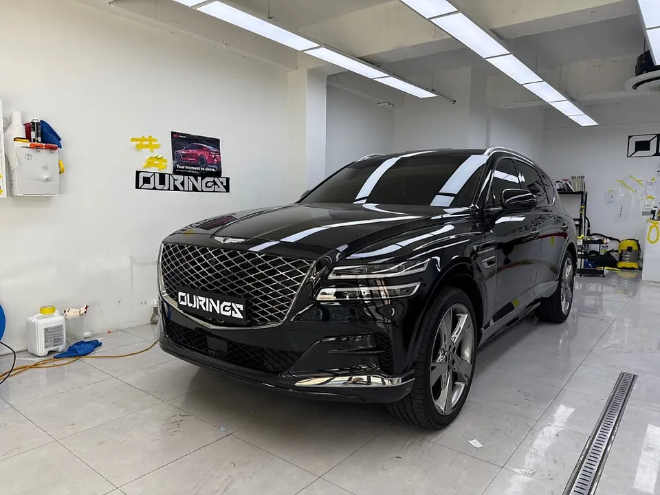 Genesis GV80のカーラッピング事例|費用目安・仕上がり 施工写真 3-2