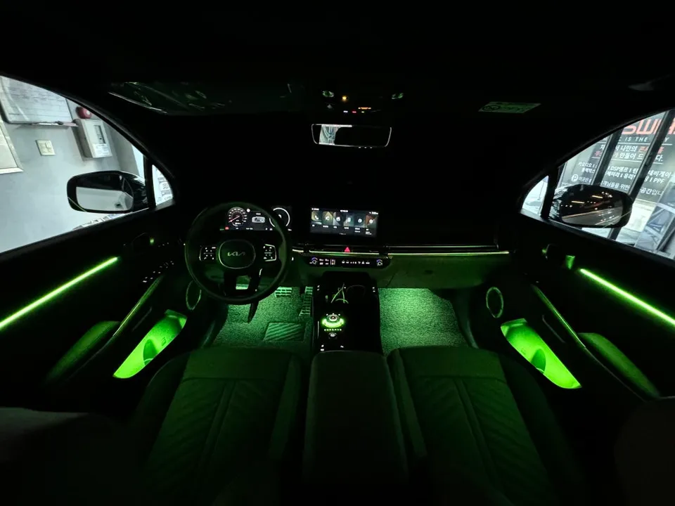 Kia Sorento ambient lighting - Kia Sorento Ambient Lighting Review: Mood Lighting Upgrade photo 4