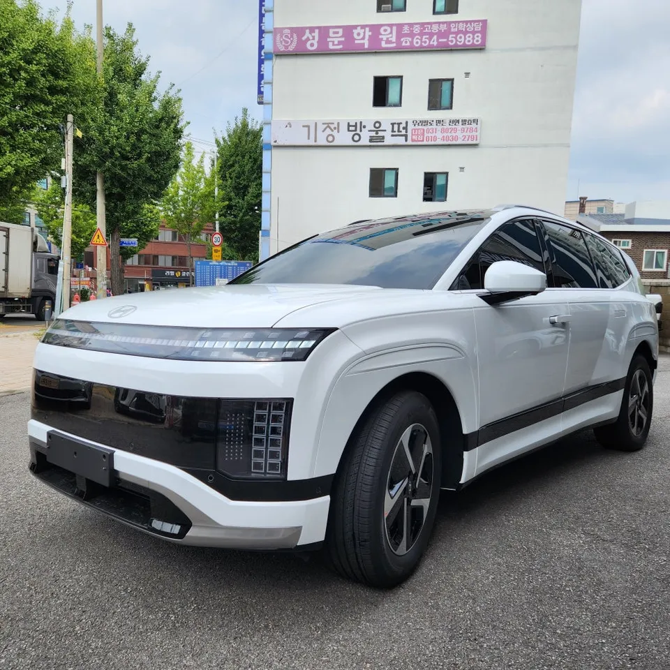 Hyundai IONIQのドラレコ取付事例｜費用目安と仕上がり 施工写真 2-2