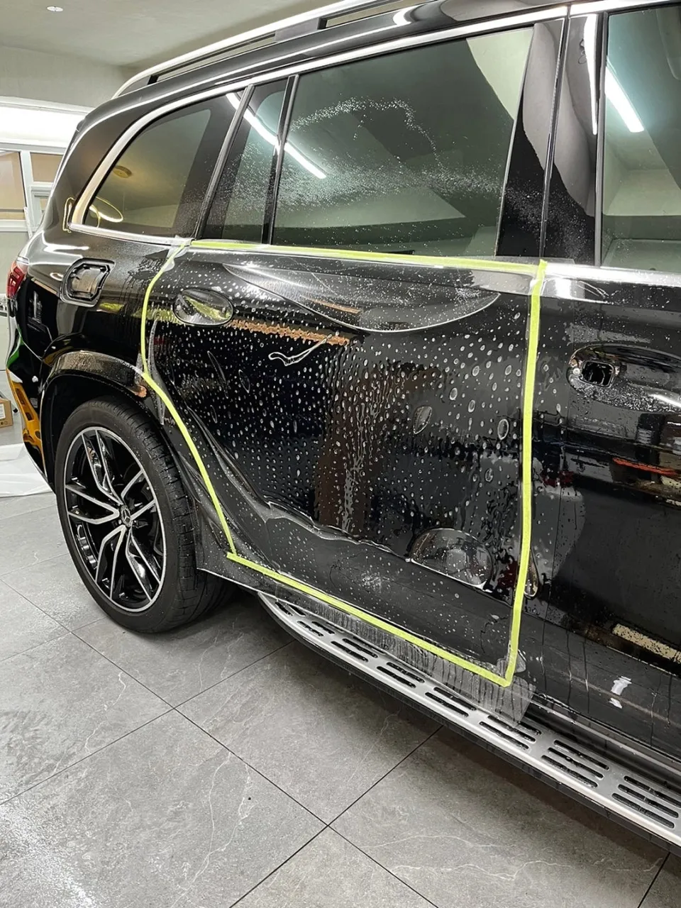 BMW X5のPPF施工事例|費用目安・仕上がり 施工写真 3-1
