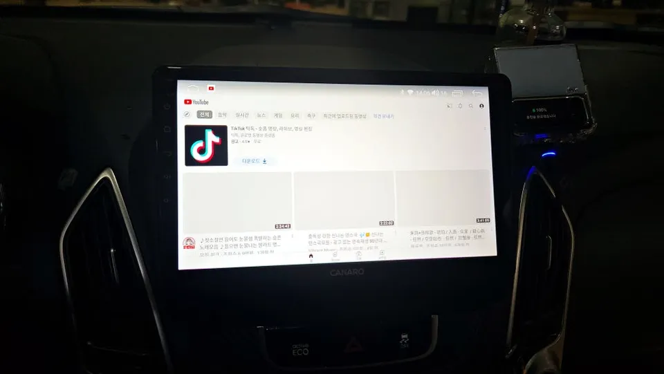 Hyundai TucsonのAndroid Auto・CarPlay取付事例 施工写真 1-2