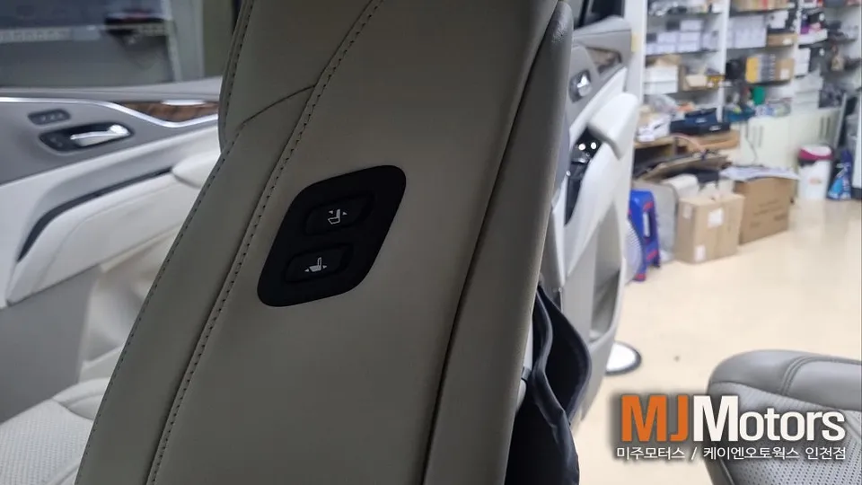 Cadillac Escalade oem options - Cadillac Escalade Passenger Seat Walk-In Switch Review photo 3
