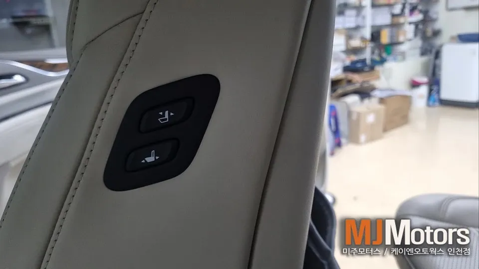 Cadillac Escalade oem options - Cadillac Escalade Passenger Seat Walk-In Switch Review photo 4