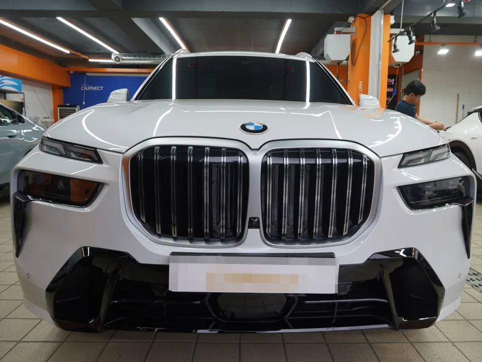 BMW X7 Window Tinting Review — Is Chrome Delete Worth the Price? photo 2
