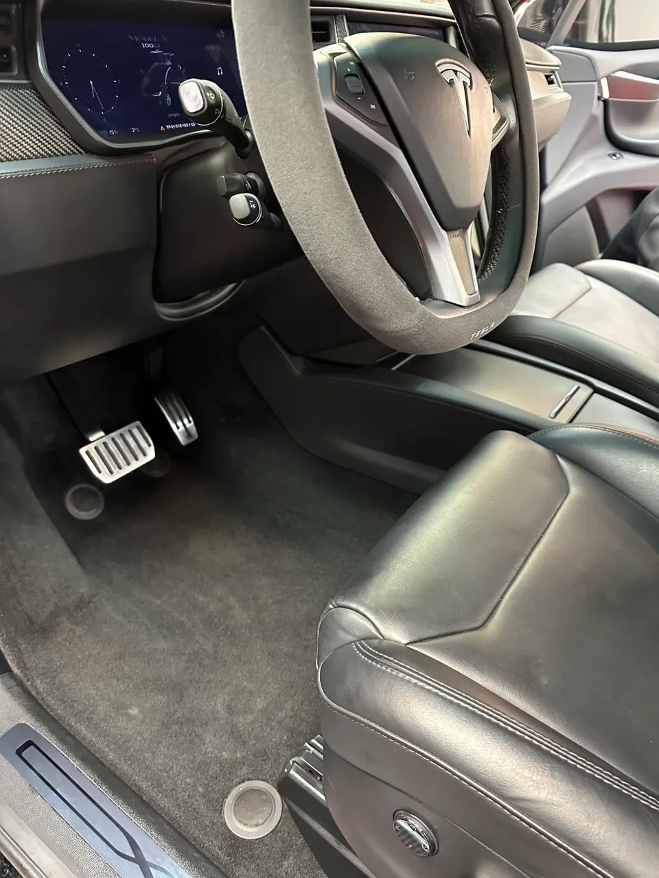 Tesla Model Y PPF施工事例|費用目安と仕上がり 施工写真 3-2