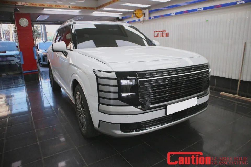 Hyundai Palisade LX3のカーラッピング事例|費用目安・仕上がり 施工写真 1-1