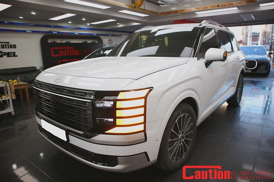 Hyundai Palisade LX3のカーラッピング事例|費用目安・仕上がり 施工写真 2-1