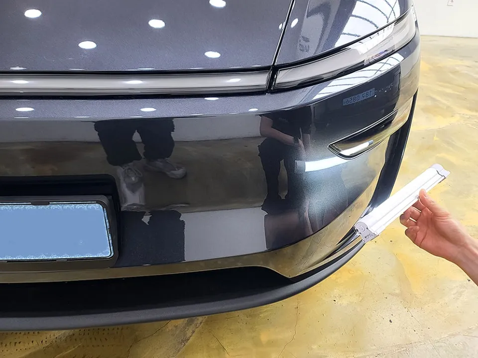 Tesla Model Y カーフィルム施工事例｜費用目安・仕上がり 施工写真 3
