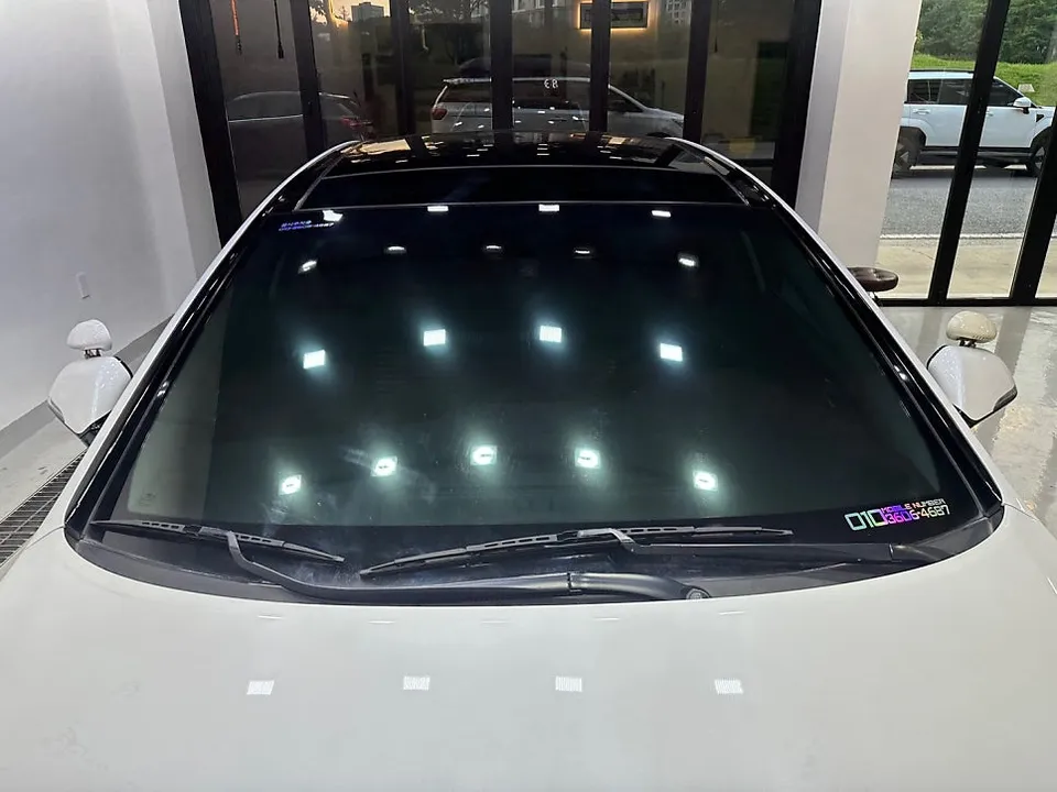 Hyundai Sonata LFのカーフィルム施工事例 施工写真 4-2