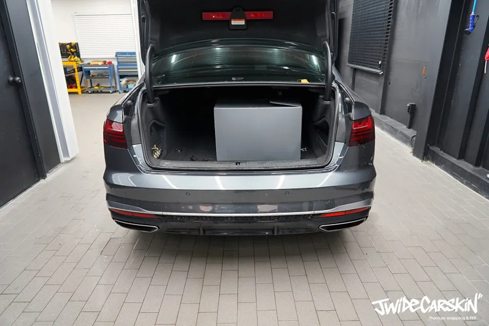 Audi A4 40 TFSI ppf - Audi A4 PPF Review: Protecting Your Trunk & Bumper photo 3